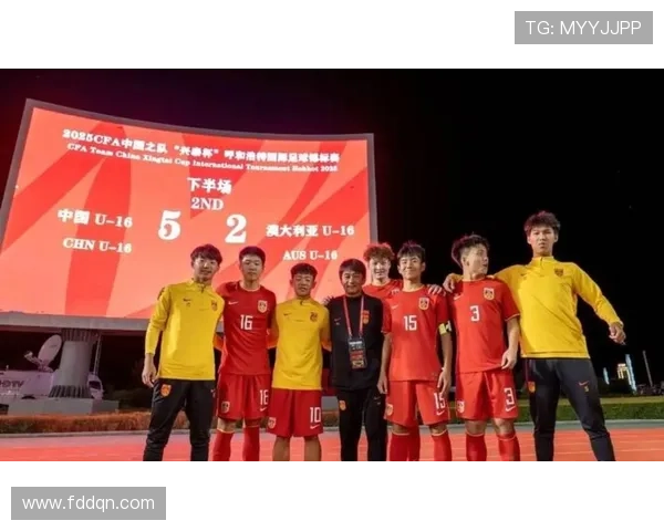 万项红星U17替补首秀初登场