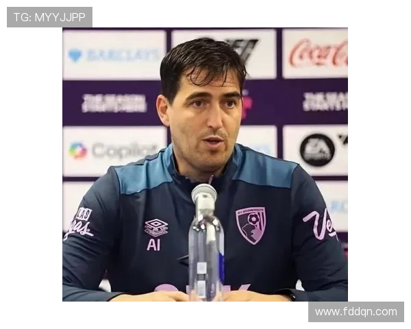 伊劳拉因家人因素离任伯恩茅斯